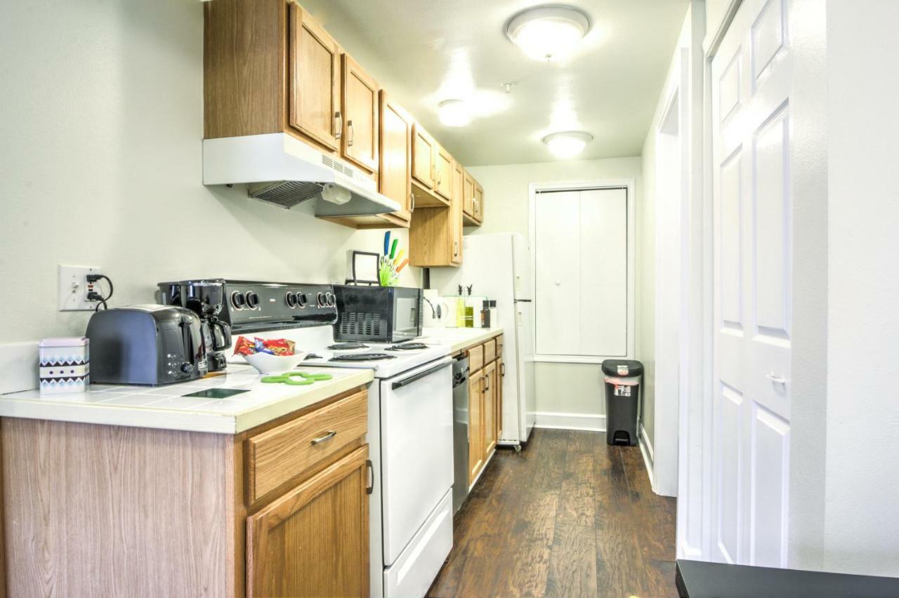 Capitol Hill Luxury Apartments Seattle Bagian luar foto